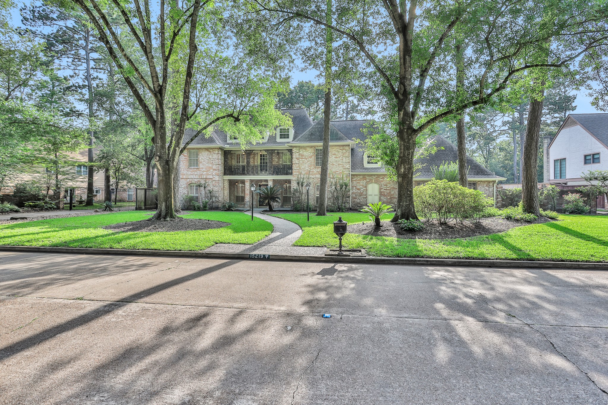 15219 Rainhollow Drive Houston TX 77070