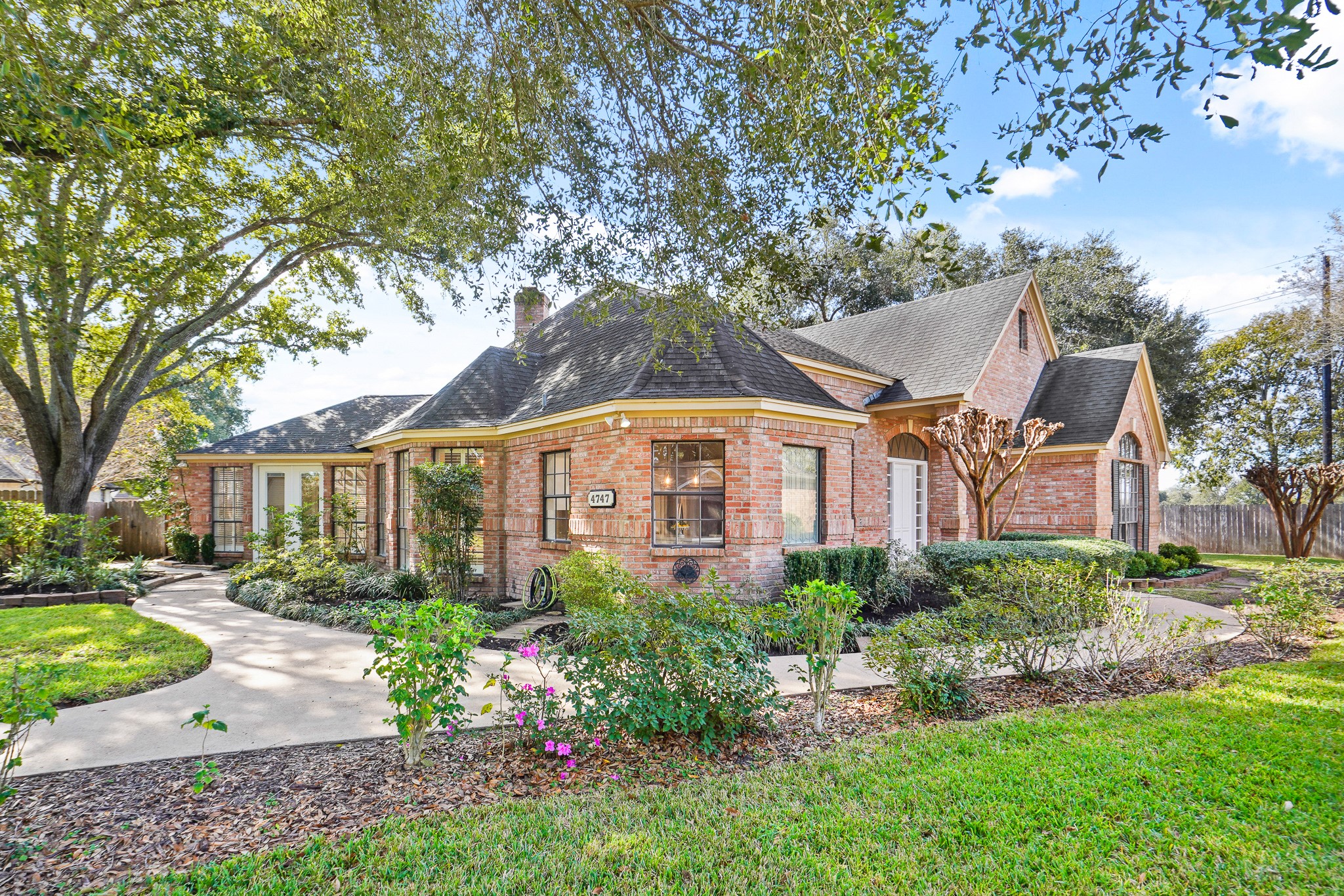 4747 Lake Village Drive Fulshear TX 77441