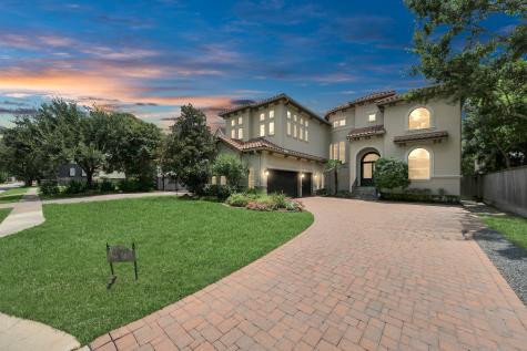 4809 Elm Street Bellaire TX 77401