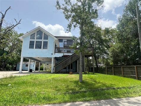 2115 Knollwood Street Kemah TX 77565