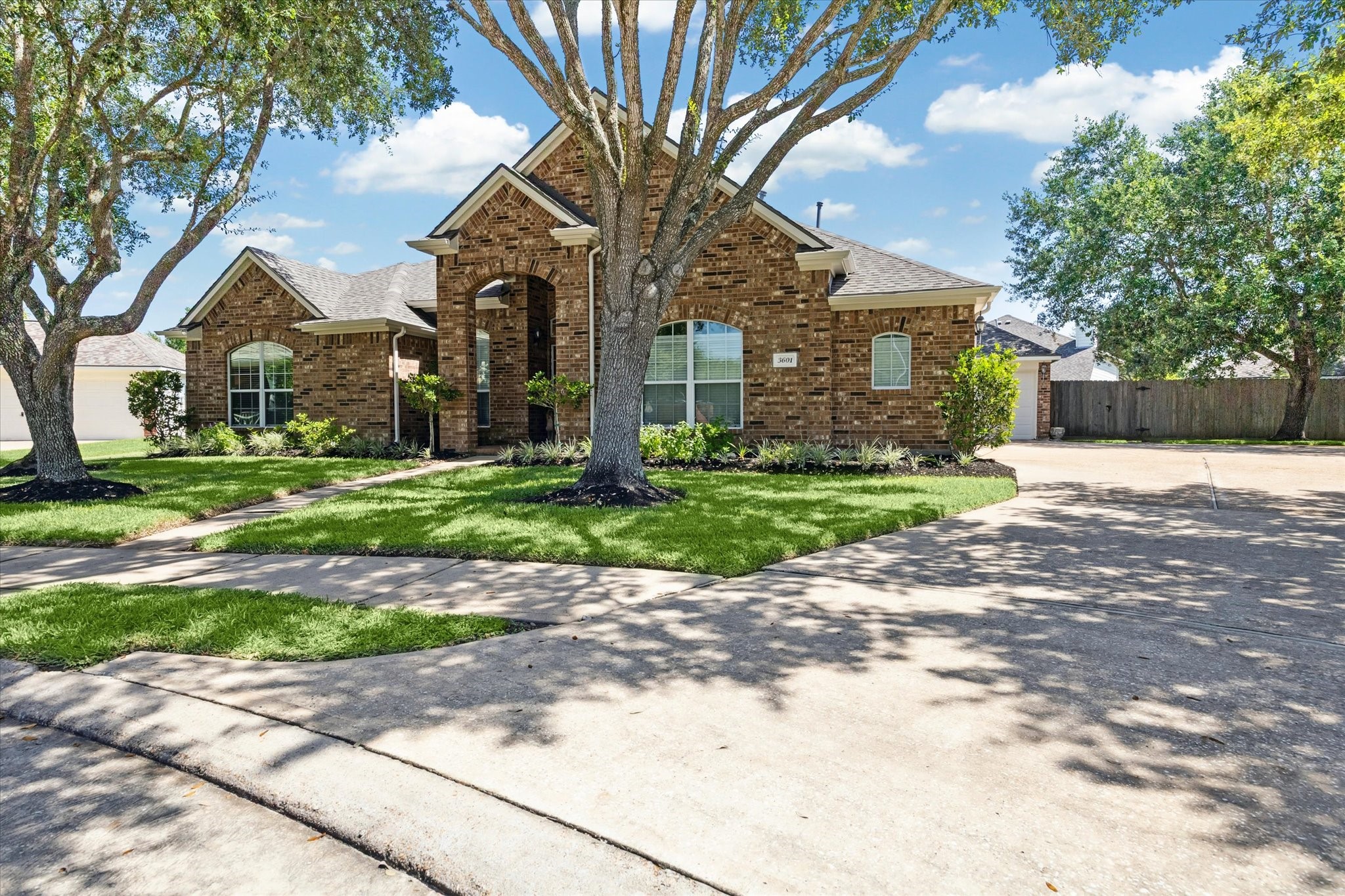 3601 Dogwood Blossom Court Pearland TX 77581