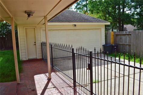4111 Rock Springs Drive Houston TX 77345