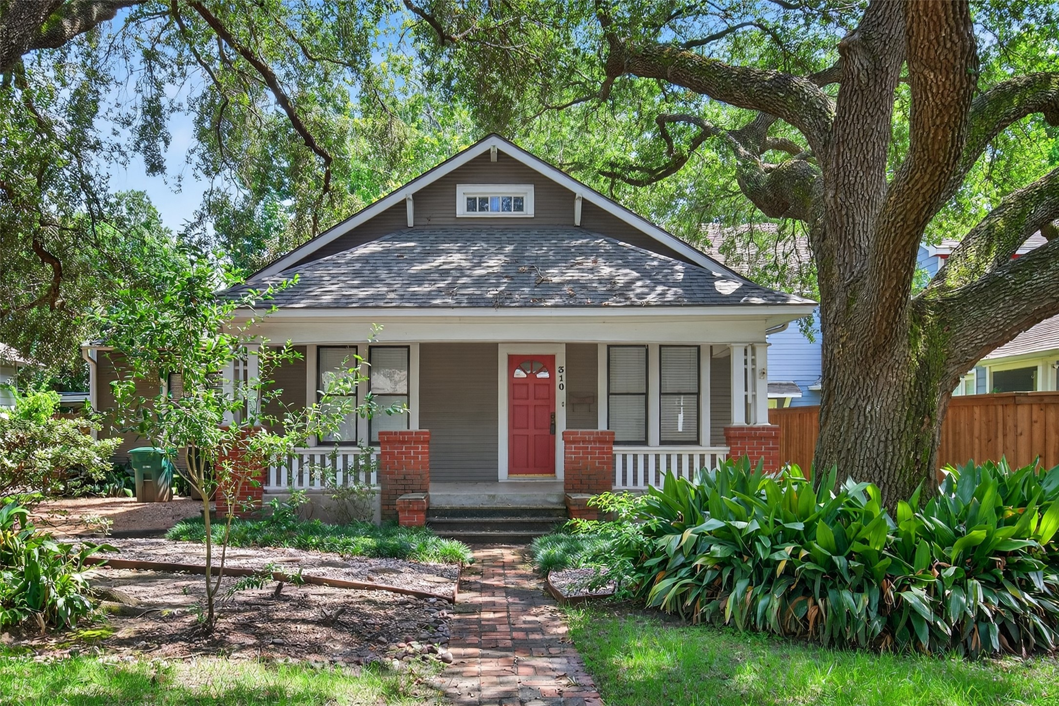 310 E 25th Street Houston TX 77008