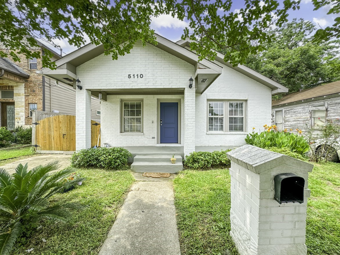 5110 Pease Street Houston TX 77023