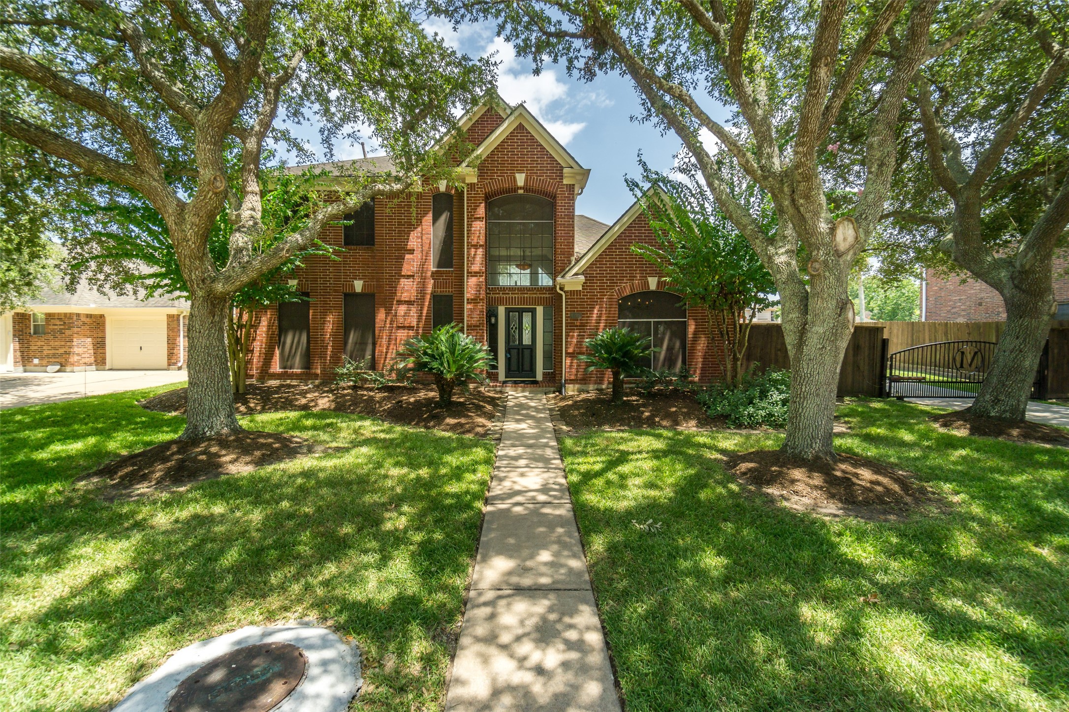 1207 Bob White Drive Friendswood TX 77546