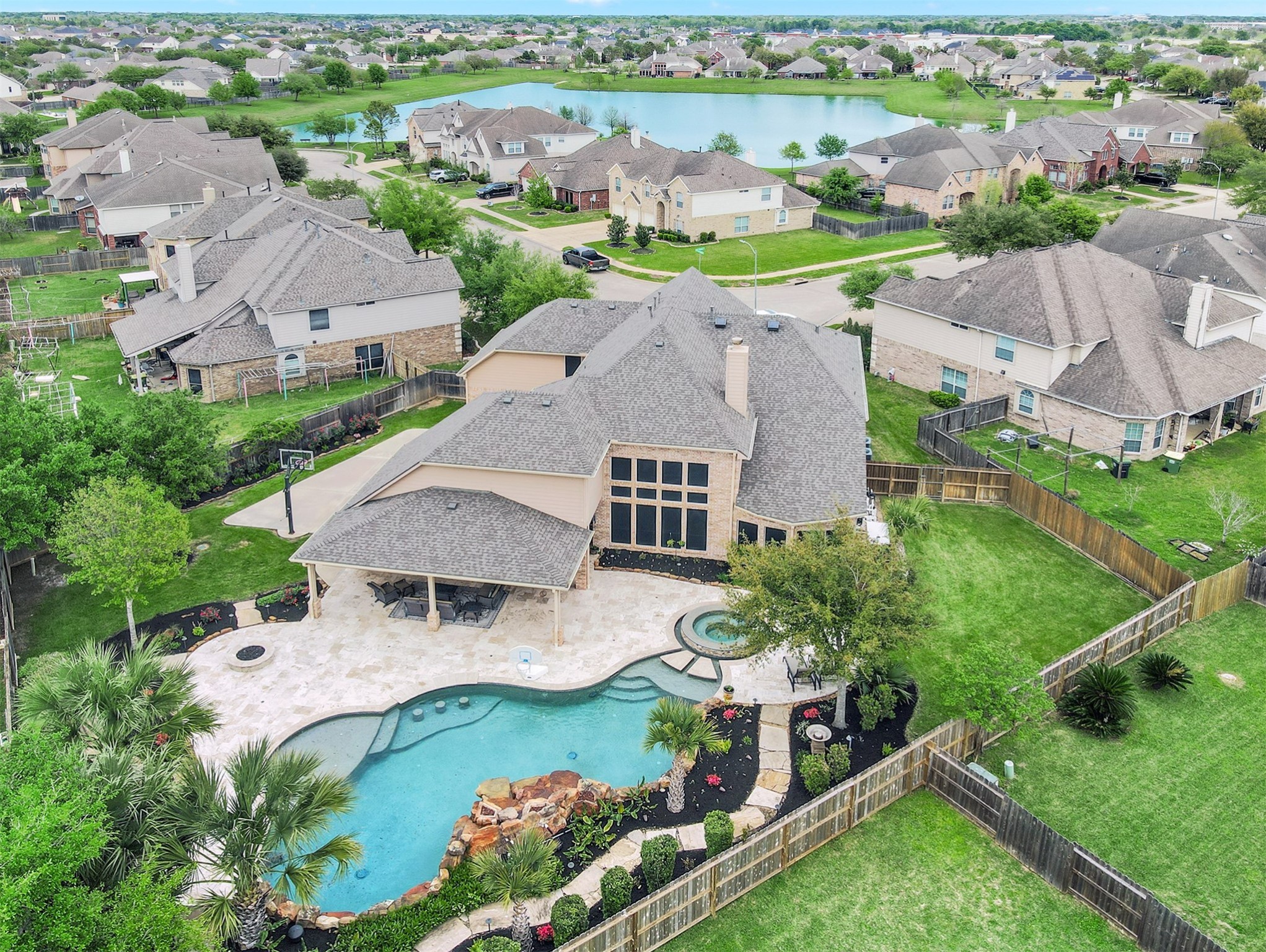2113 Tall Timbers Lane Pearland TX 77581