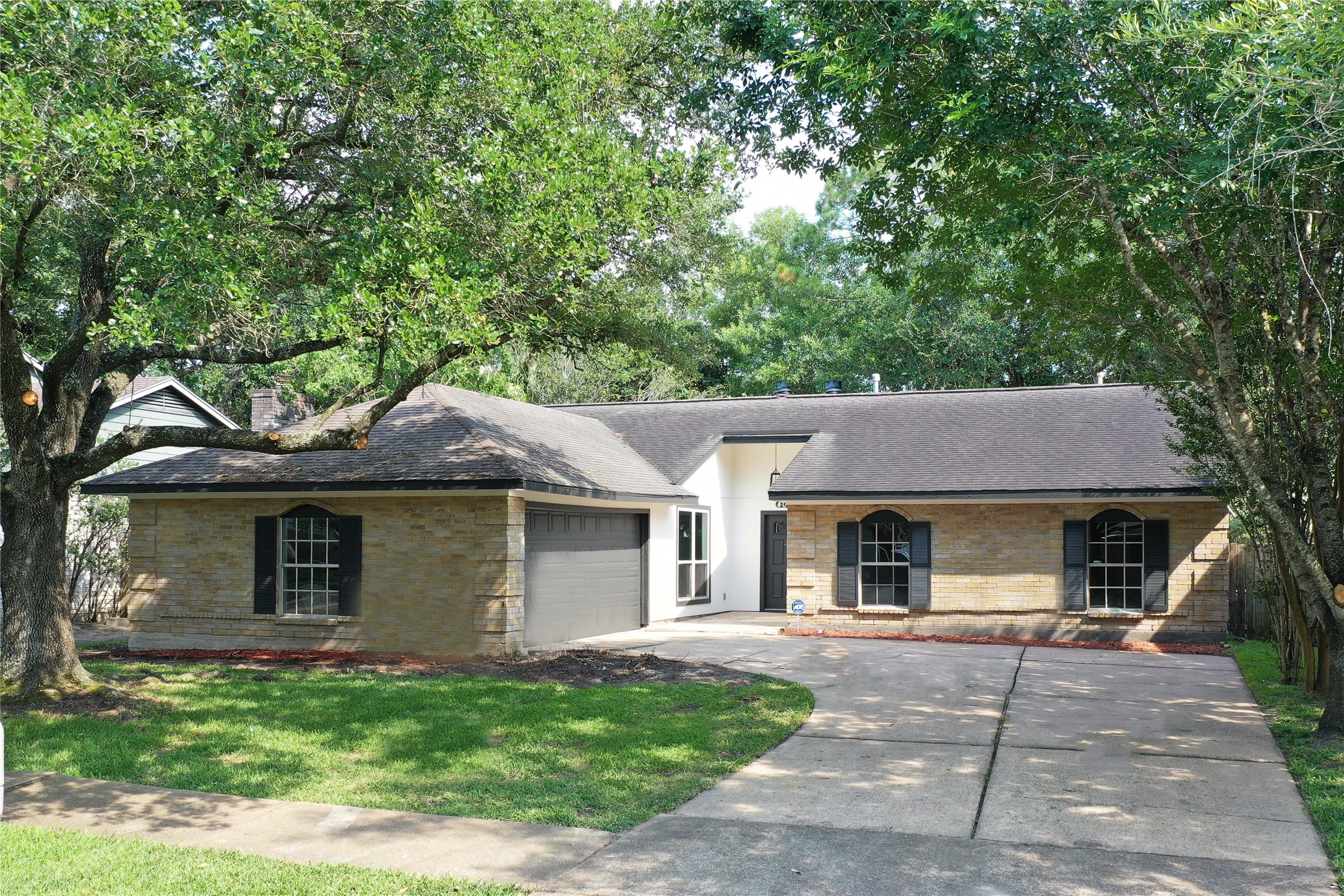 406 Pebbleshire Drive Houston TX 77062