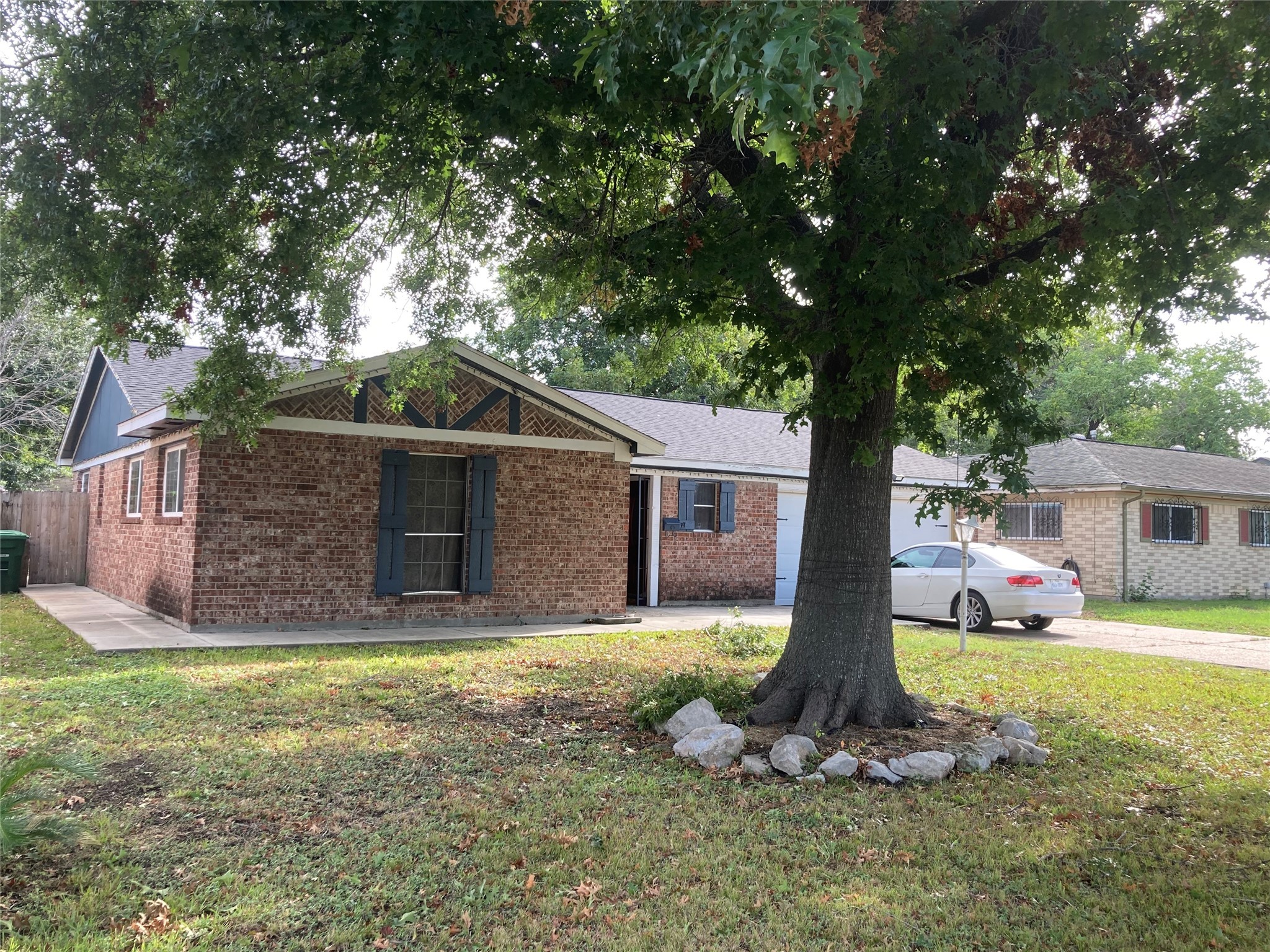 827 Mosher Lane Houston TX 77088