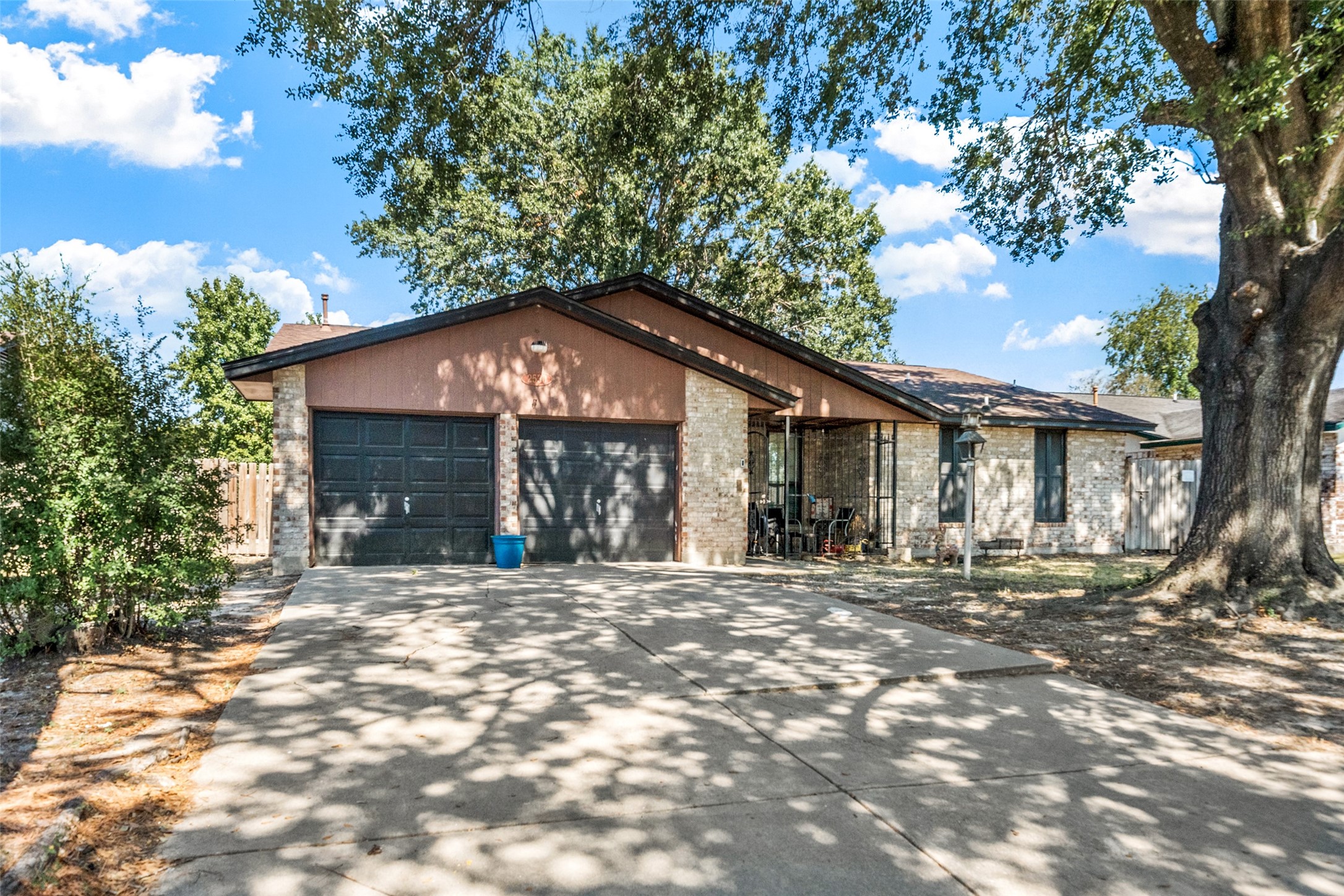 2530 Woodtown Drive Houston TX 77038