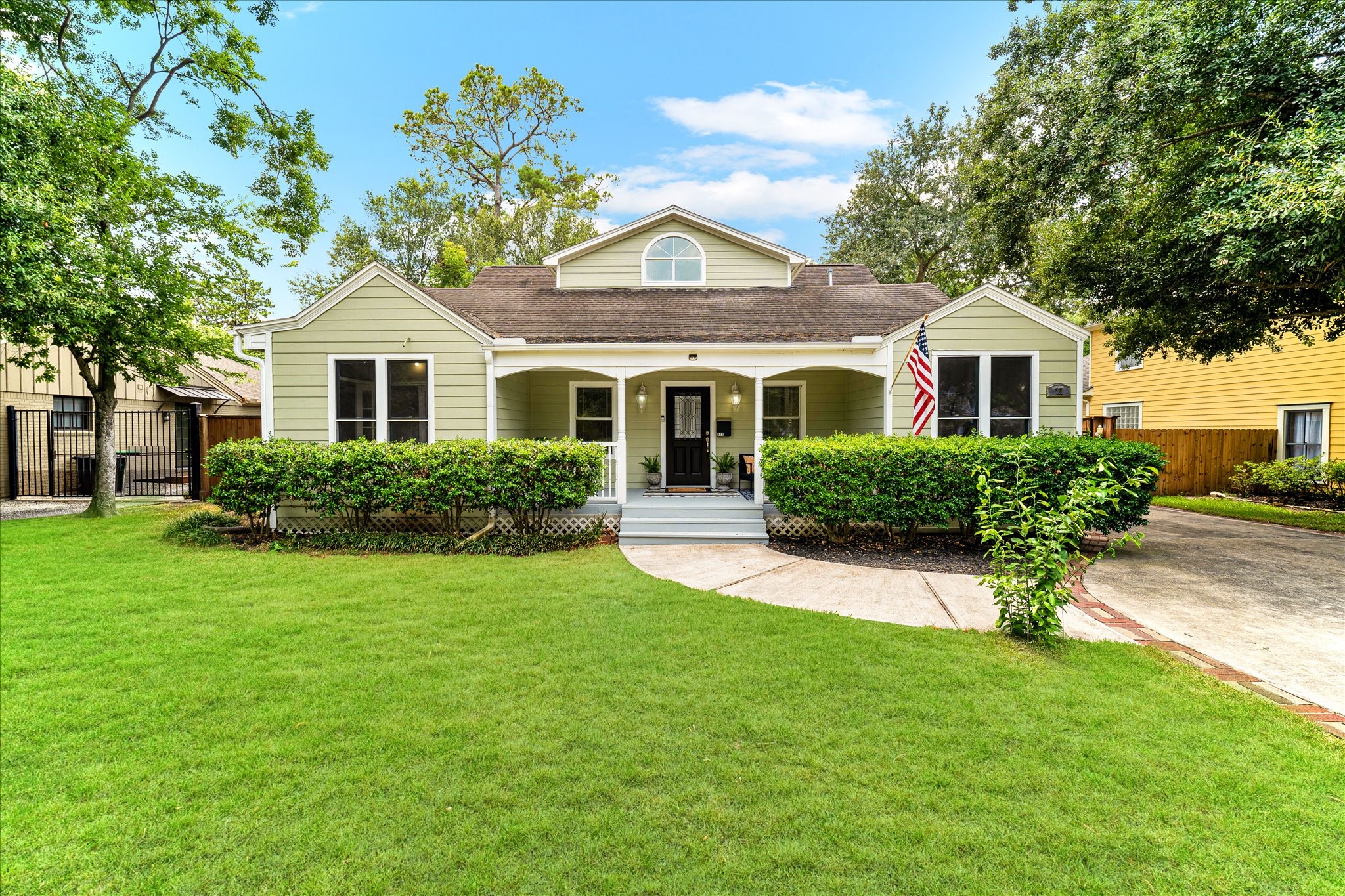 717 W 41st Street Houston TX 77018