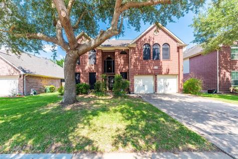 2703 Sun Beam Court Pearland TX 77584