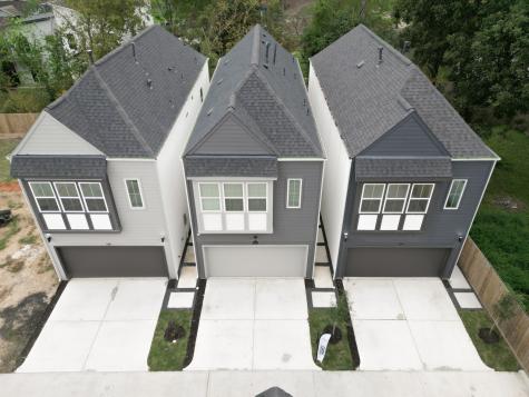316 Neyland Street Houston TX 77022