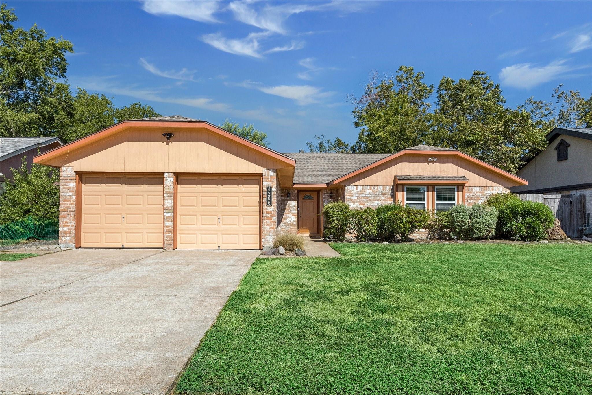 4206 Saratoga Drive Houston TX 77088