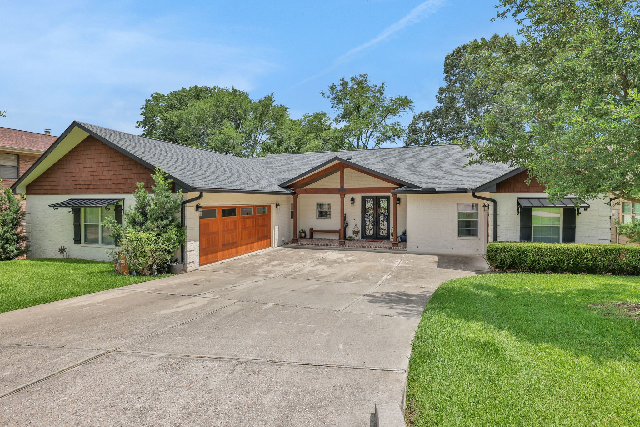 61 Harbour Point Circle Coldspring TX 77331
