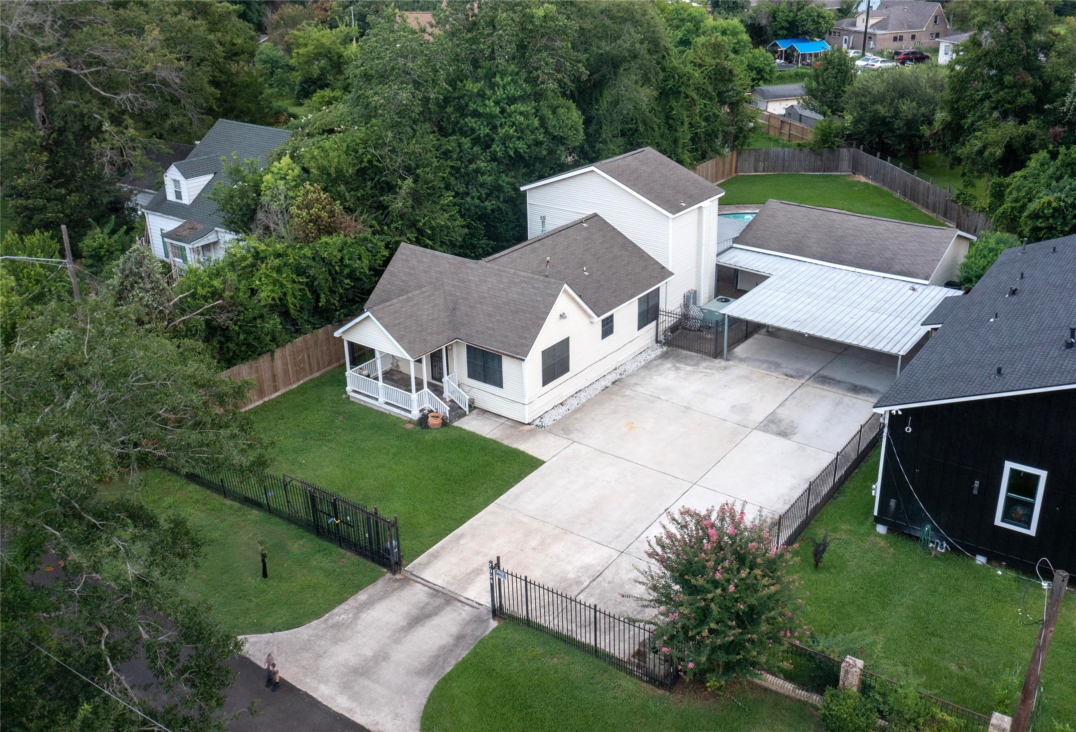 7004 Santa Maria Street Houston TX 77023