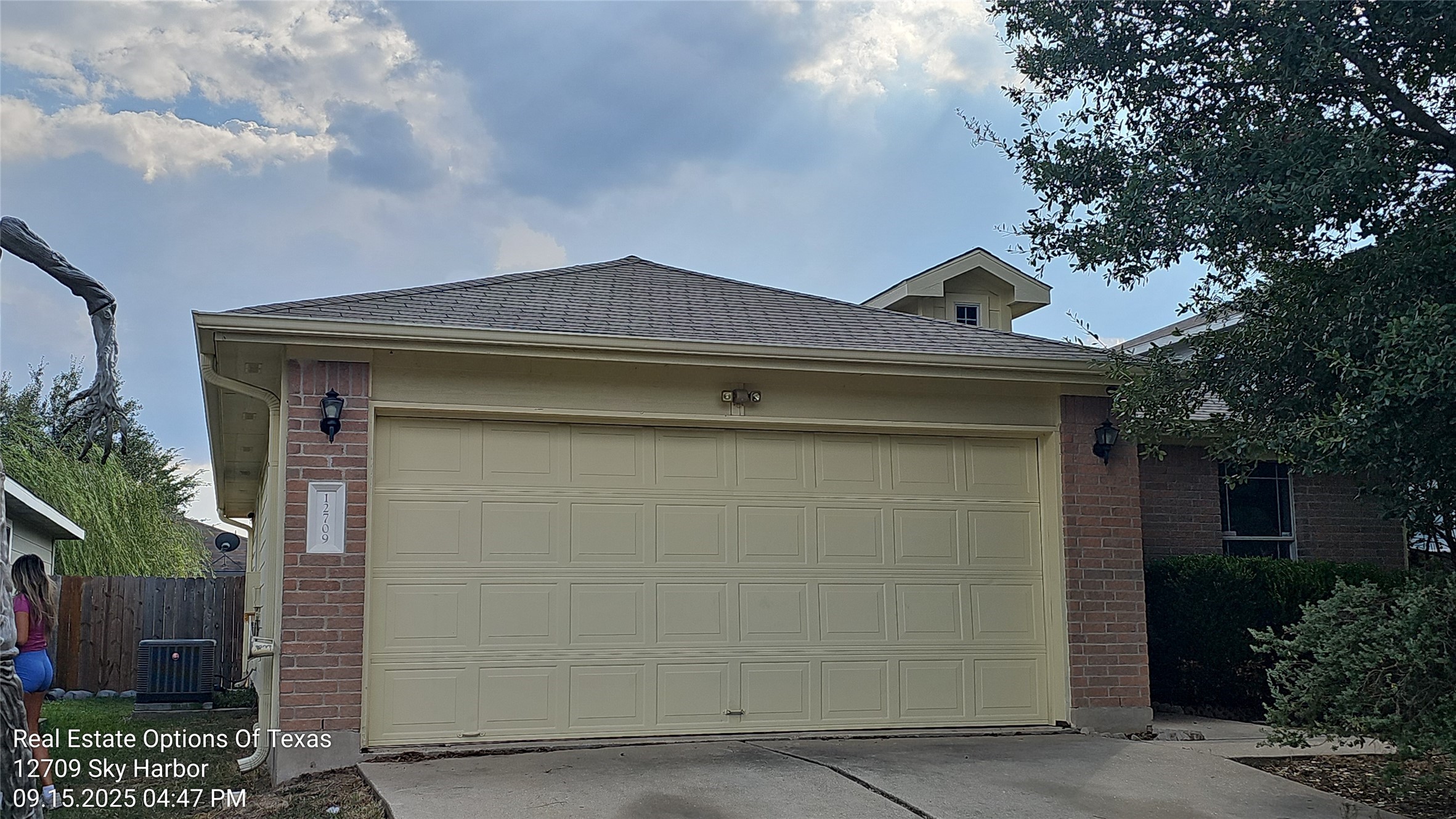 12709 Sky Harbor Drive Del Valle TX 78617