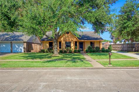 701 Valley Brook Drive La Porte TX 77571