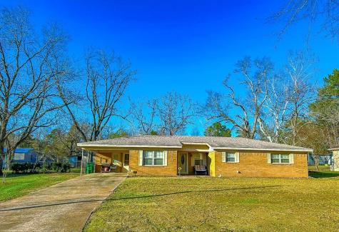 213 Sherry Lane Palestine TX 75803