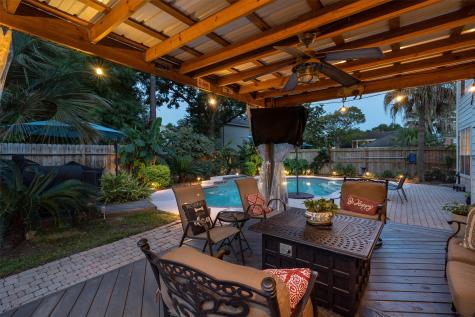 124 Coral Bay Drive League City TX 77573