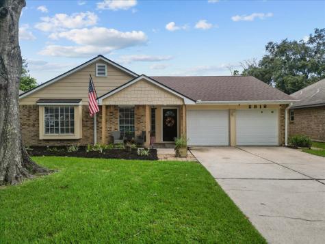 2818 Pine Mills Drive League City TX 77573