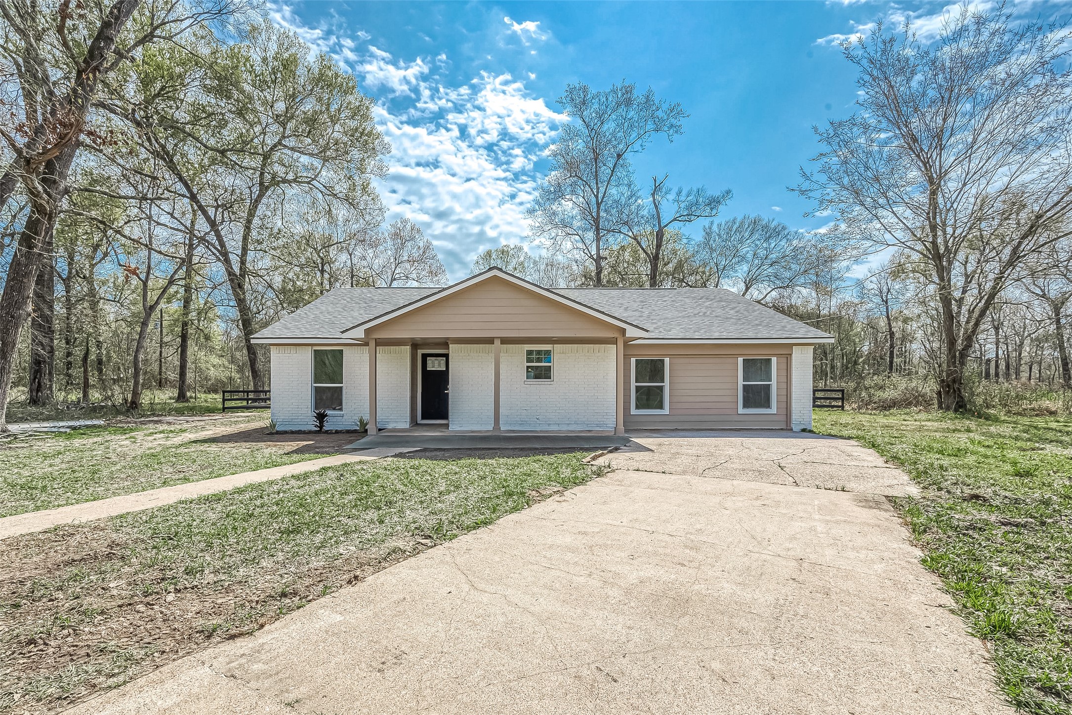 226 County Road 2340 Dayton TX 77535