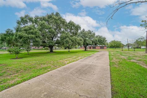 7201 Cemetary Road Manvel TX 77578