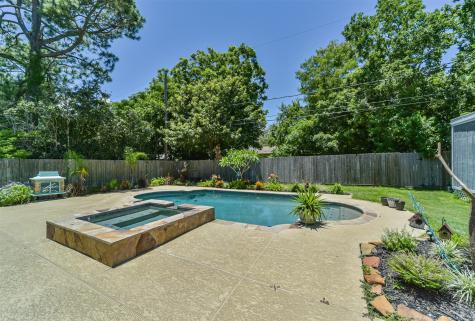 4718 Charles Street Seabrook TX 77586