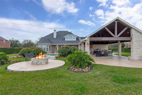 1860 Lake Landing Drive League City TX 77573