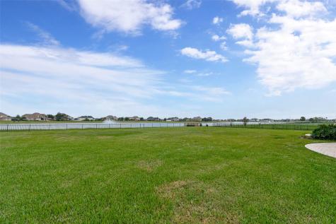 1860 Lake Landing Drive League City TX 77573