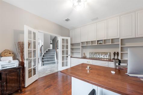 1860 Lake Landing Drive League City TX 77573