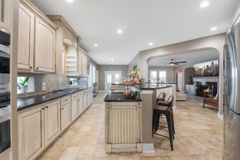 1860 Lake Landing Drive League City TX 77573