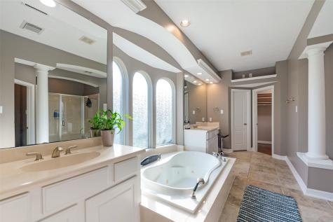 1860 Lake Landing Drive League City TX 77573