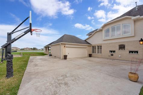 1860 Lake Landing Drive League City TX 77573