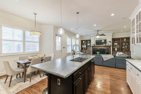 1416 W 21st Street Houston TX 77008