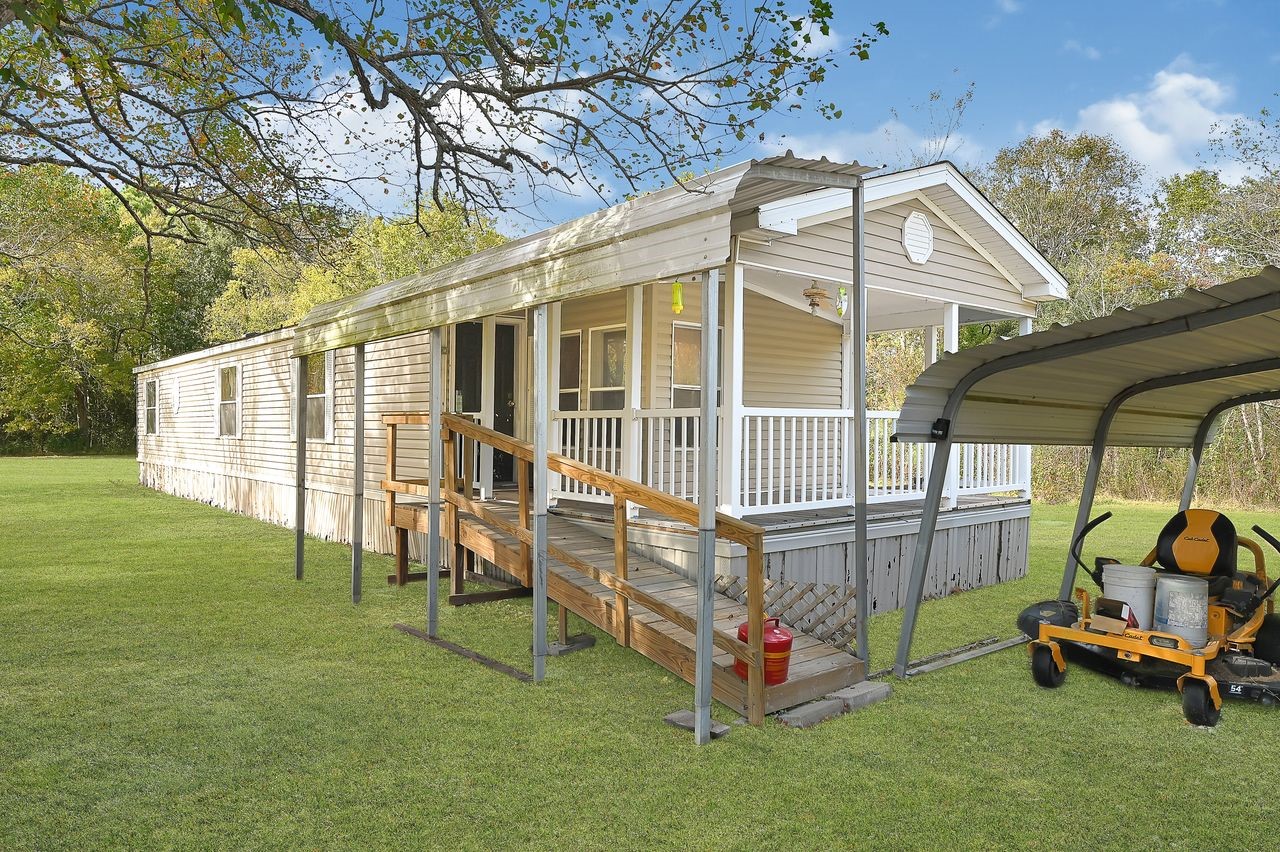 5353 County Road 154 Alvin TX 77511