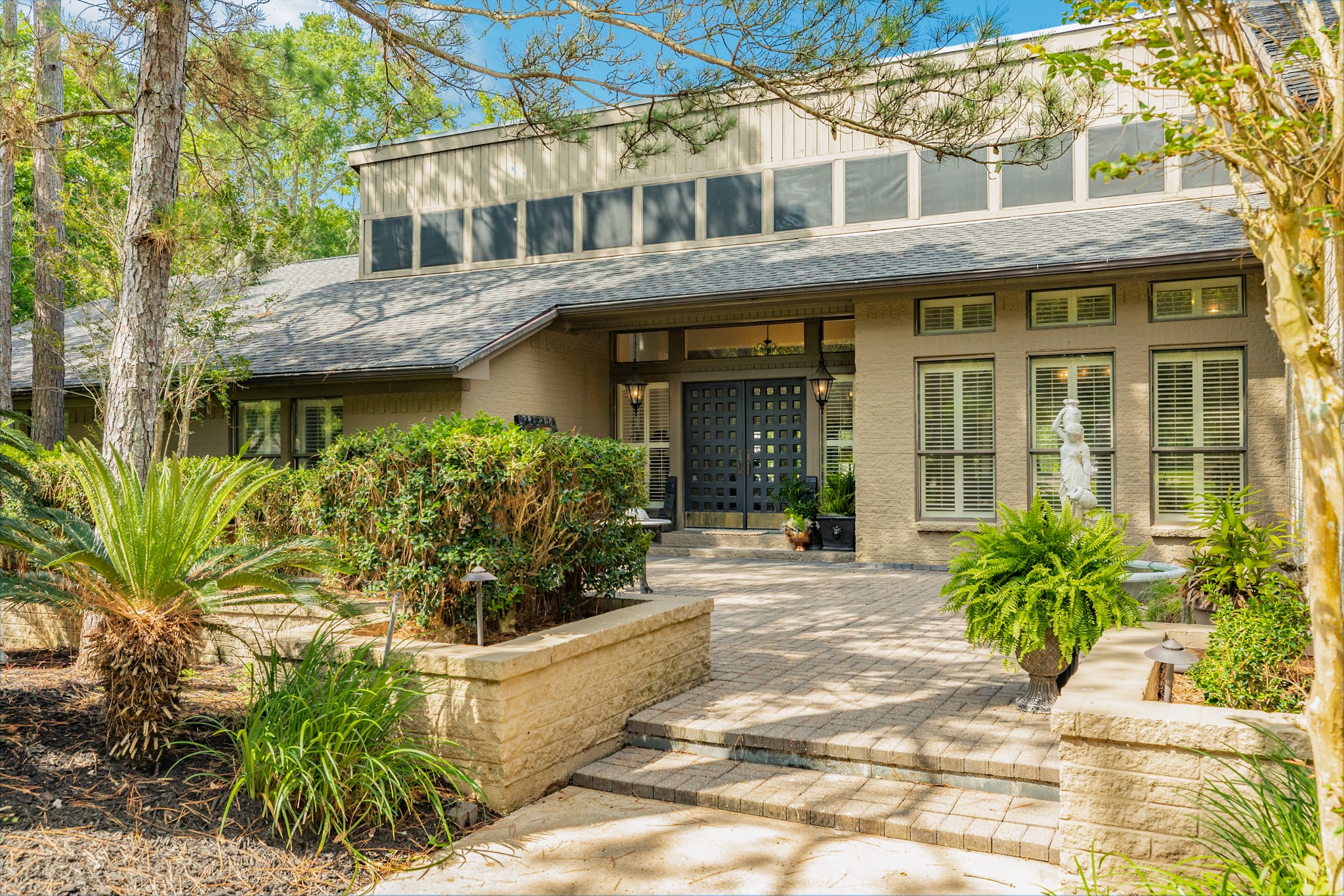 105 Cherrywood Drive Lake Jackson TX 77566