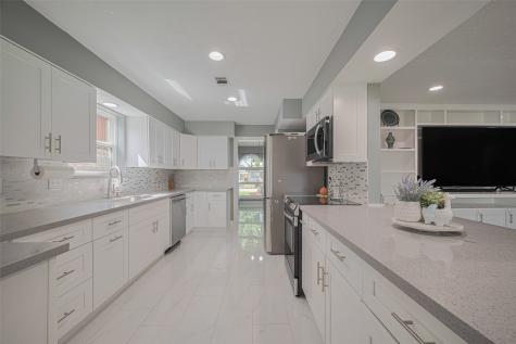 12206 Green Glade Drive Houston TX 77099