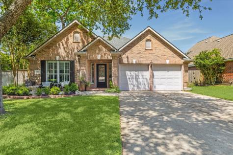 8514 Babbling Brook Court Sugar Land TX 77479