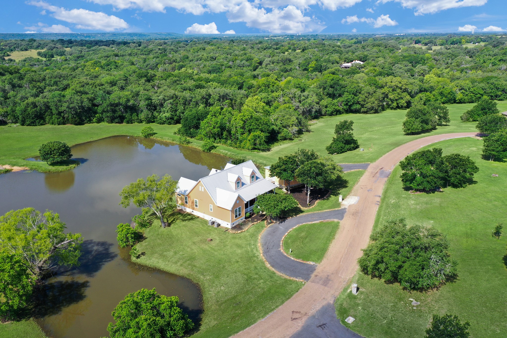 1012 Konetzke Lane La Grange TX 78945