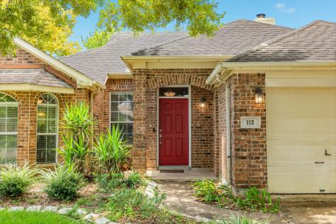 113 Plum Circle Lake Jackson TX 77566