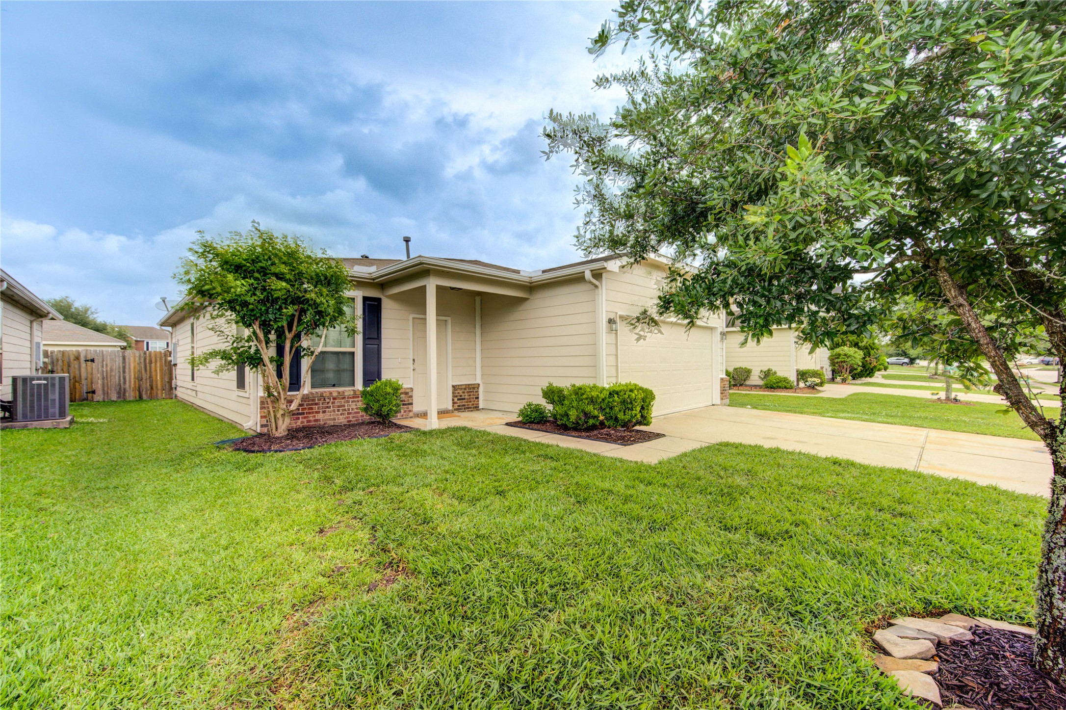 6539 Dayridge Lane Houston TX 77048
