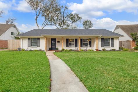 5011 Treebark Lane Houston TX 77018