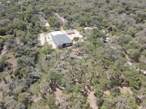 2512 Interstate 10 Weimar TX 78962