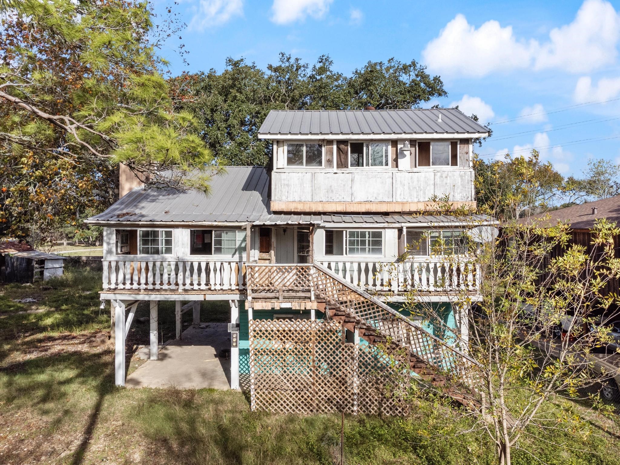 317 Dehart Street Liverpool TX 77577