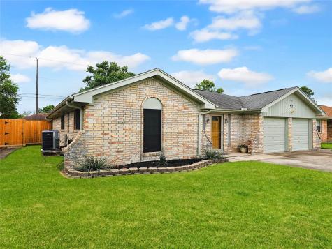 2521 32nd Avenue N Texas City TX 77590