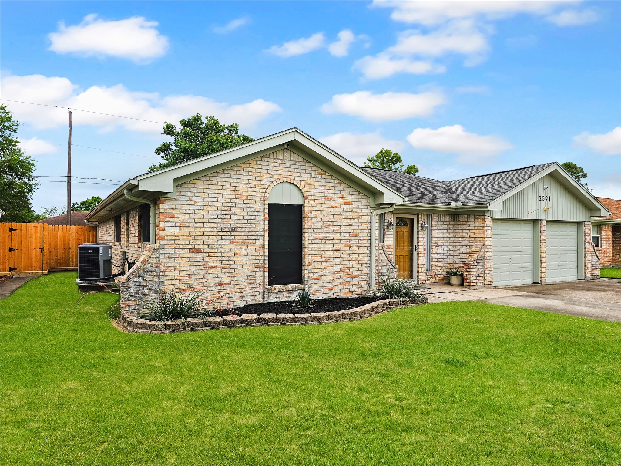 2521 32nd Avenue N Texas City TX 77590