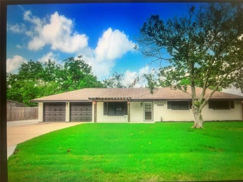 8108 Dellanera Drive Hitchcock TX 77563