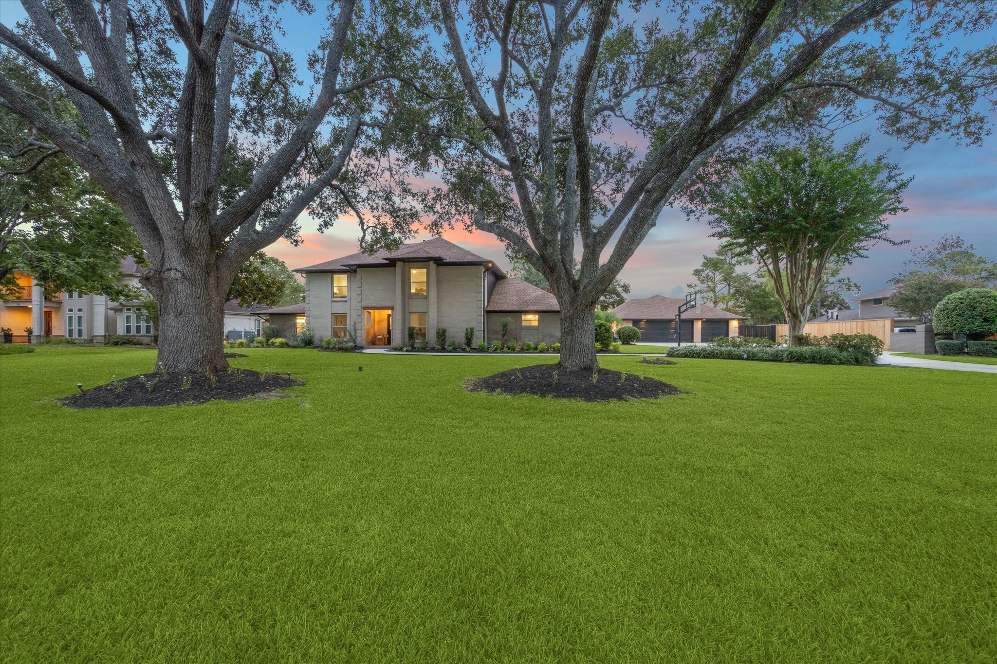 708 Pine Hollow Drive Friendswood TX 77546