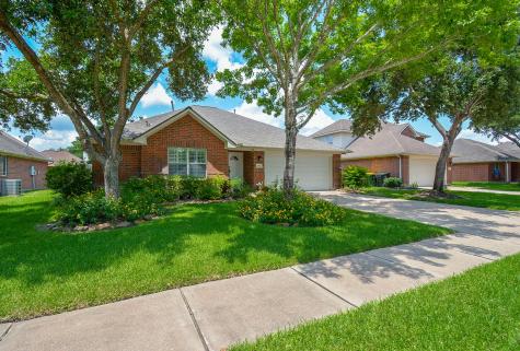 4110 Seminole Drive Pearland TX 77584