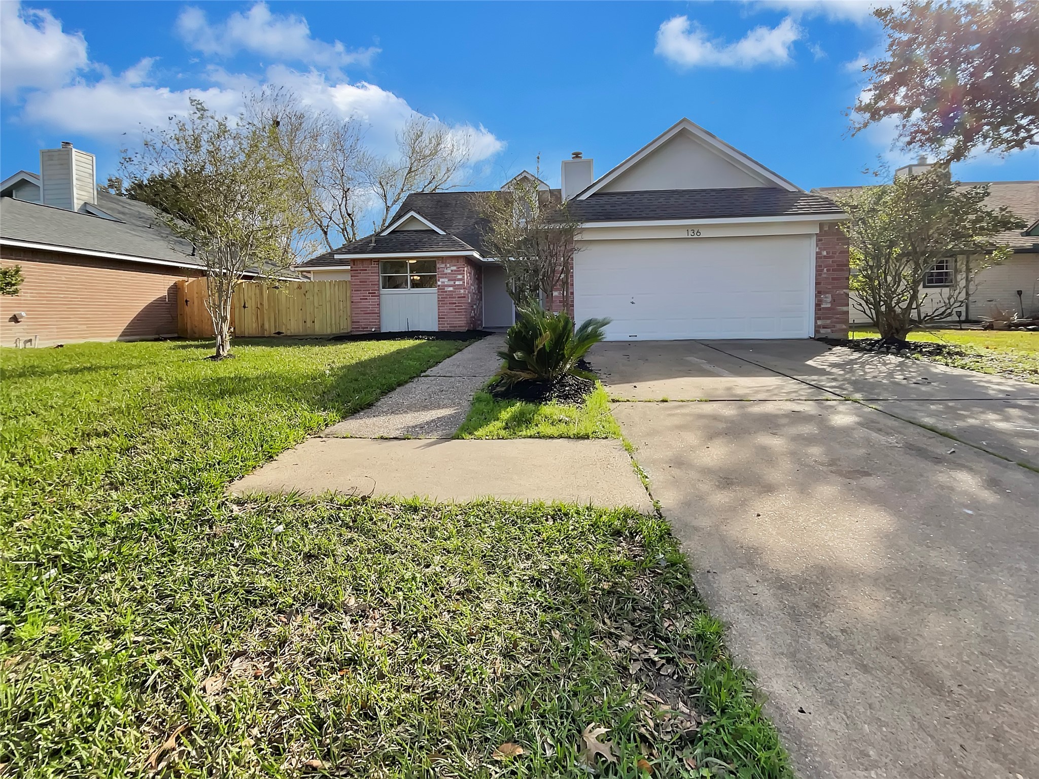 136 Lasso Street Angleton TX 77515